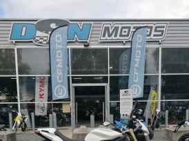 TRIUMPH STREET TRIPLE 675 - 2015