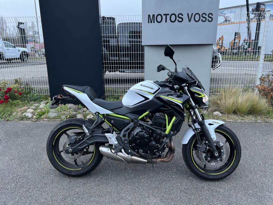 KAWASAKI Z 650 (47.5CV) 4