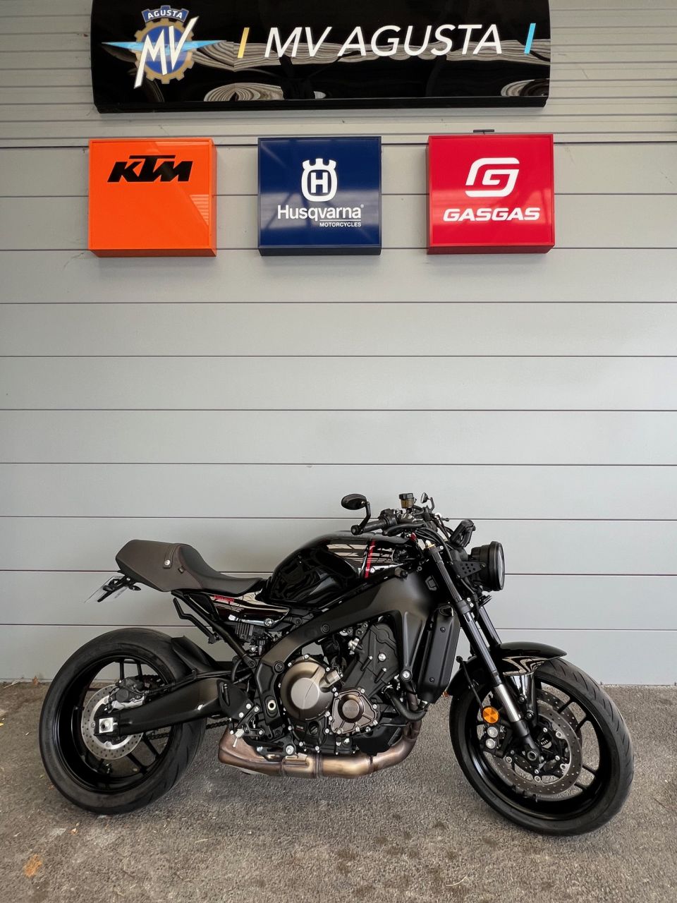 YAMAHA XSR 900 4