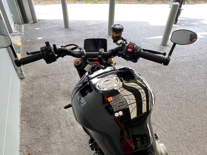 YAMAHA XSR 900 4