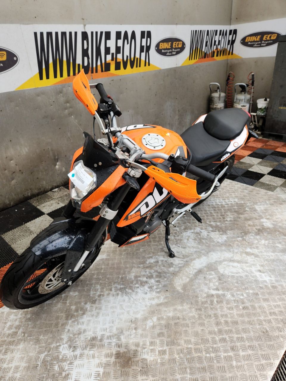 KTM 125 DUKE 4