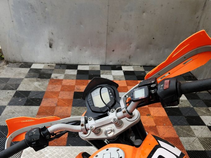 KTM 125 DUKE 4