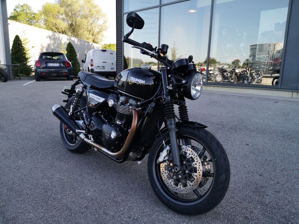 TRIUMPH SPEED TWIN 1200 4