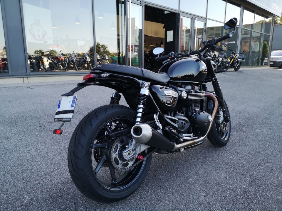 TRIUMPH SPEED TWIN 1200 4