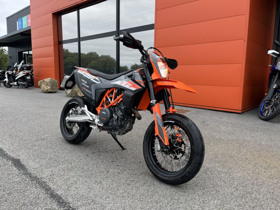 KTM 690 SMC R 4