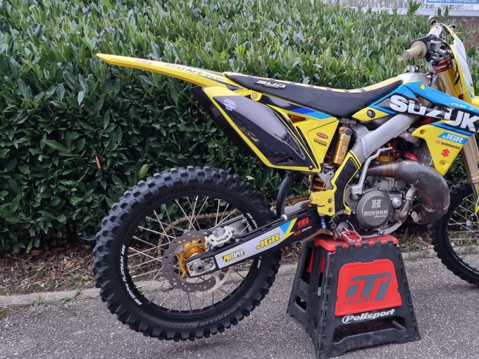SUZUKI RM-Z 250 4