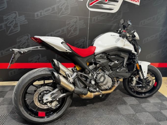 DUCATI MONSTER + 937 4