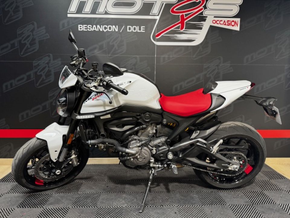 DUCATI MONSTER + 937 4