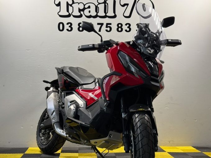 HONDA X-ADV 4