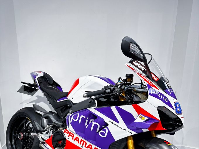 DUCATI PANIGALE 1103 V4 4