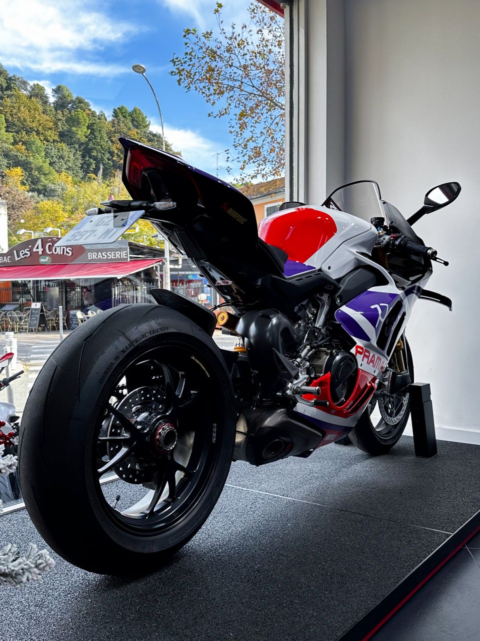 DUCATI PANIGALE 1103 V4 4