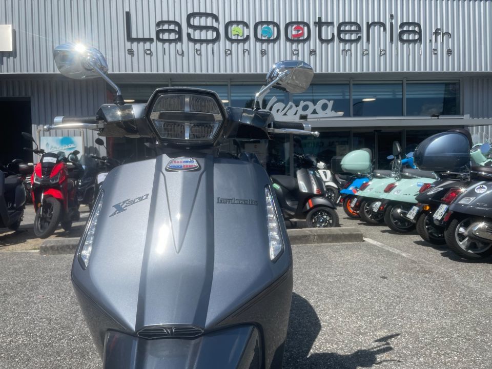 LAMBRETTA x300 4