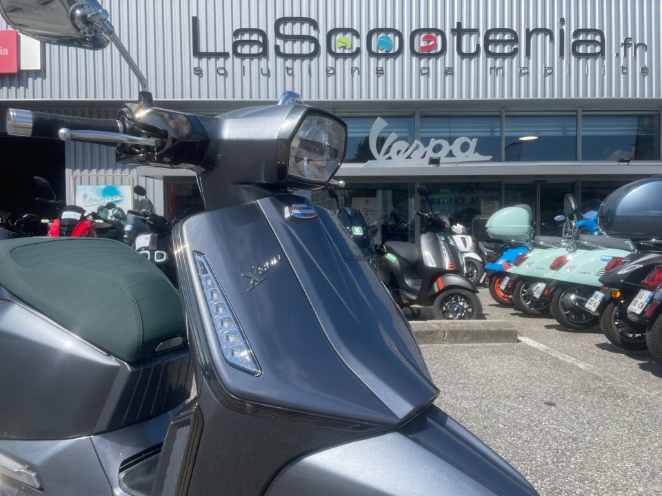 LAMBRETTA x300 4