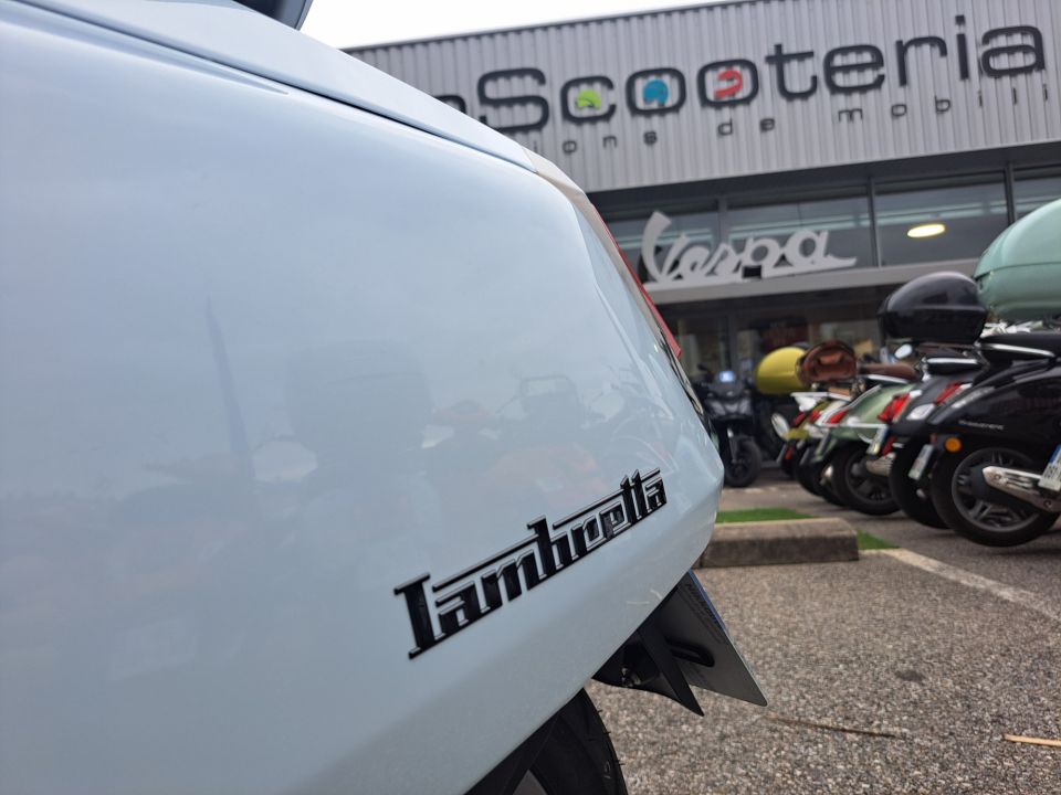 LAMBRETTA x300 4