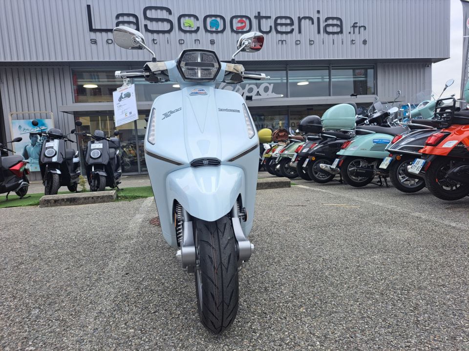 LAMBRETTA x300 4