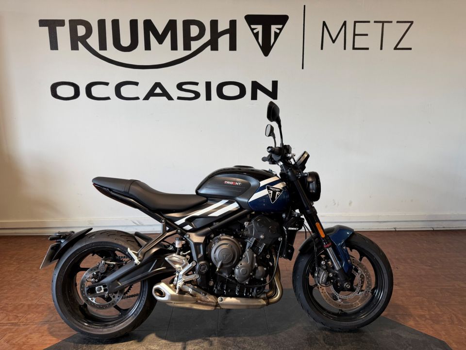 TRIUMPH TRIDENT 660 4