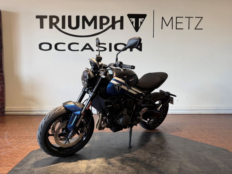 TRIUMPH TRIDENT 660 4