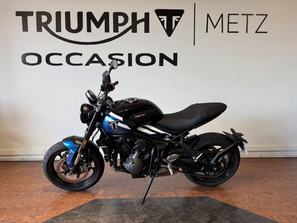 TRIUMPH TRIDENT 660 4