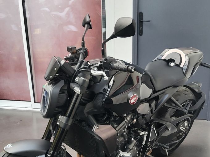 HONDA CB 1000 R 4