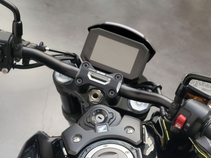 HONDA CB 1000 R 4