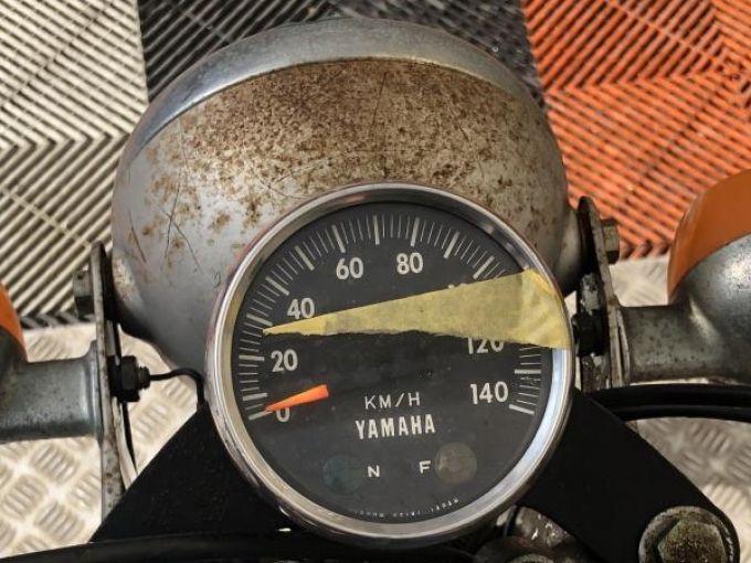 YAMAHA HS-1 4