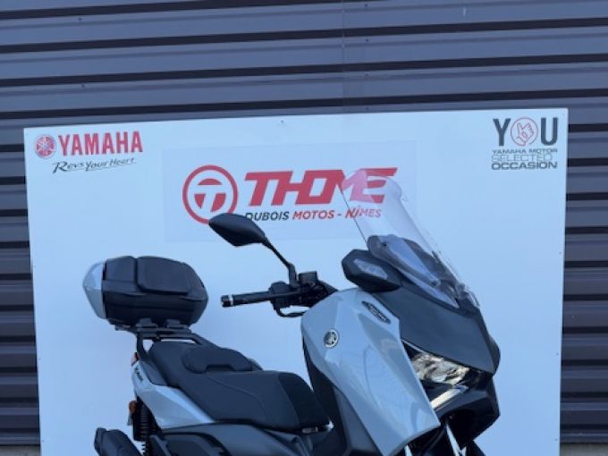 YAMAHA XMAX 125 TECH MAX 4