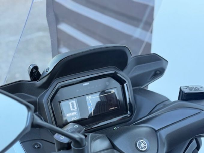 YAMAHA XMAX 125 TECH MAX 4