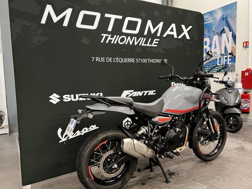 ROYAL ENFIELD HYMALAYAN 400 4