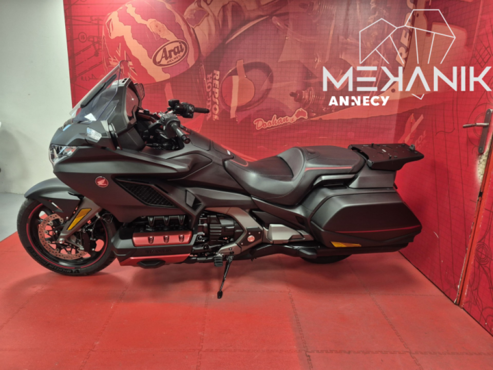 HONDA GOLDWING 1800 BAGGER 4