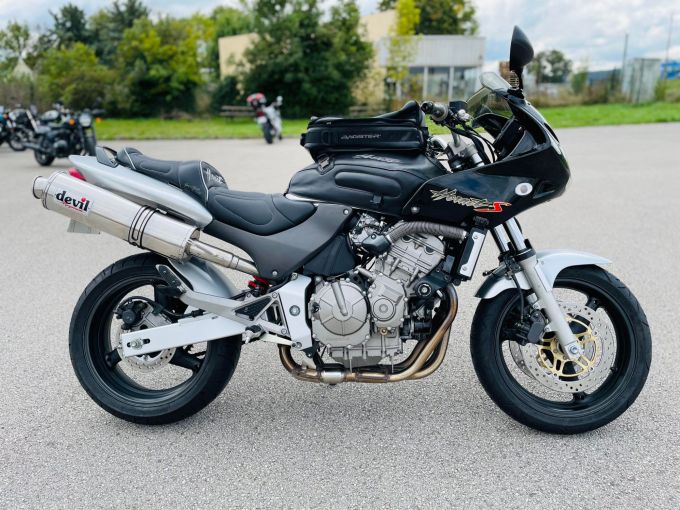HONDA CB 600 F HORNET 4