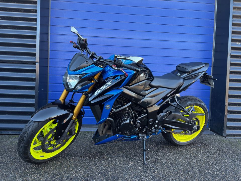 SUZUKI GSX-S 750 4