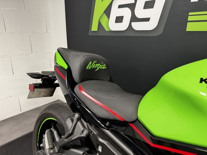 KAWASAKI NINJA 650 4