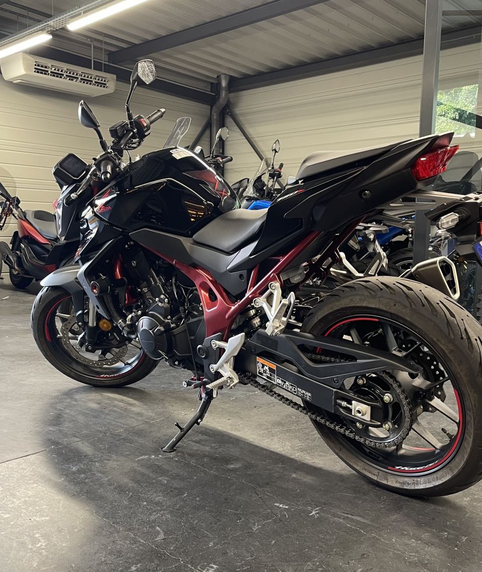 HONDA CB 750 HORNET 4