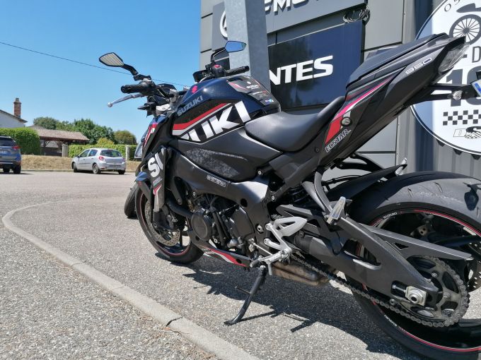 SUZUKI GSX-S 950 4