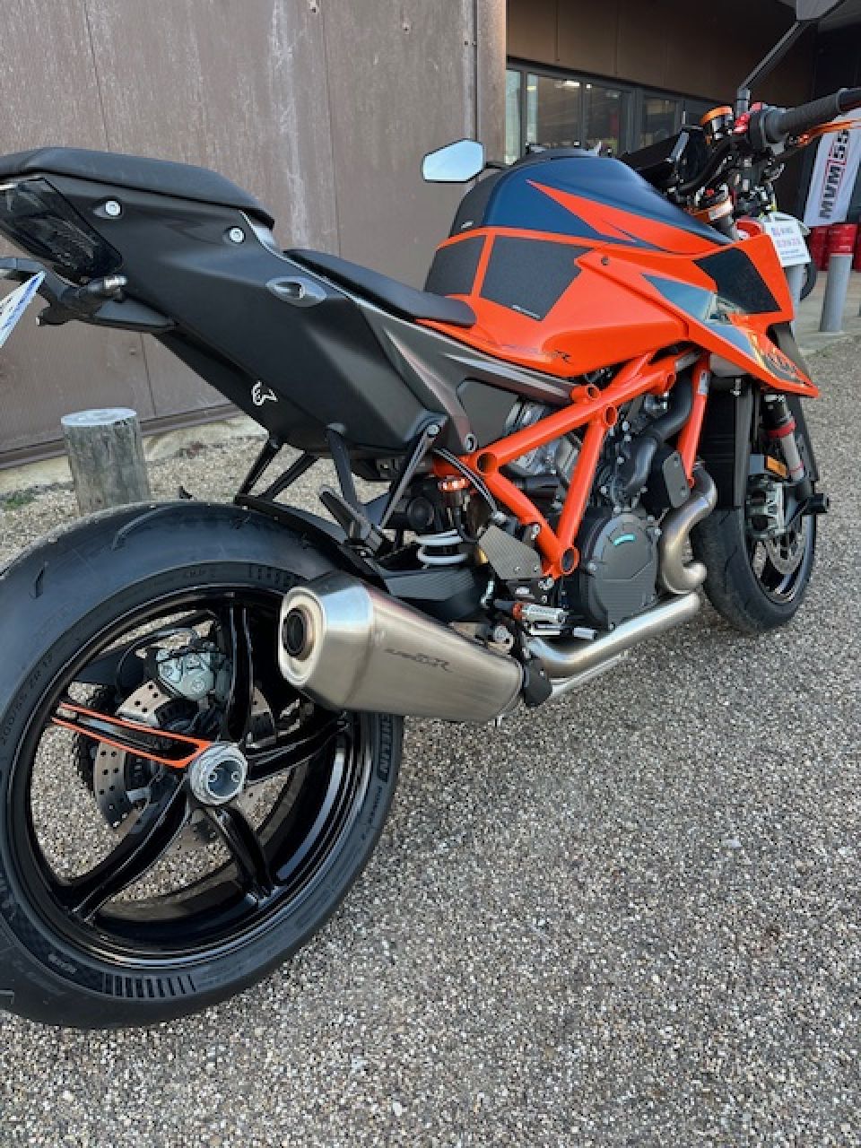 KTM 1290 SUPER DUKE R 4