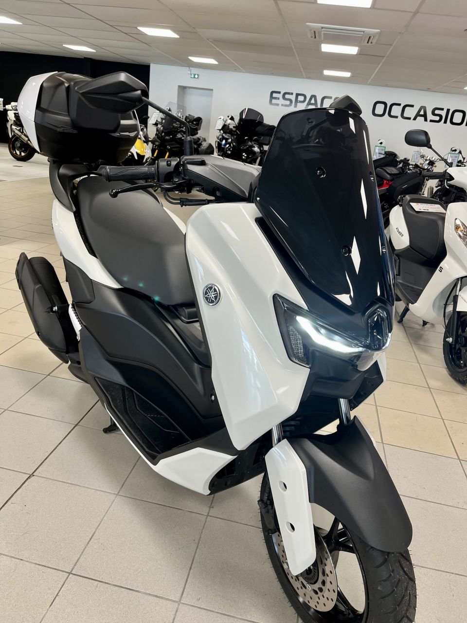 YAMAHA NMAX 125 4