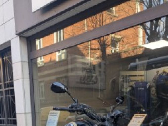 YAMAHA XSR 700 4