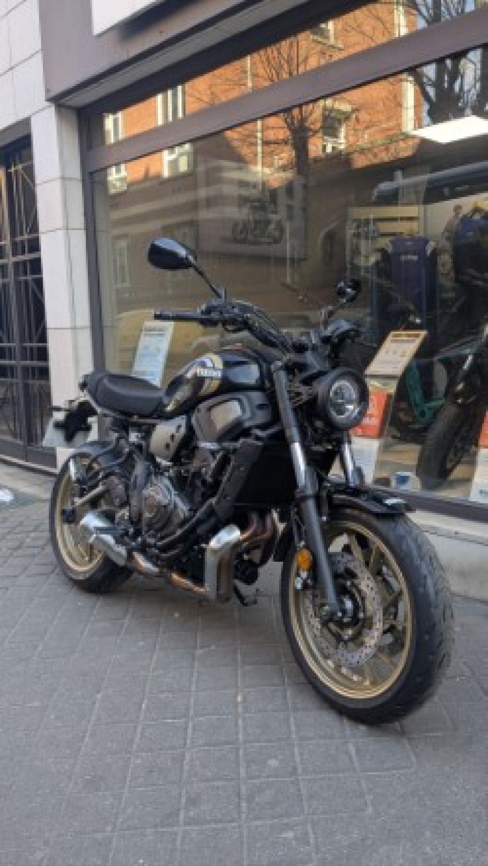YAMAHA XSR 700 4