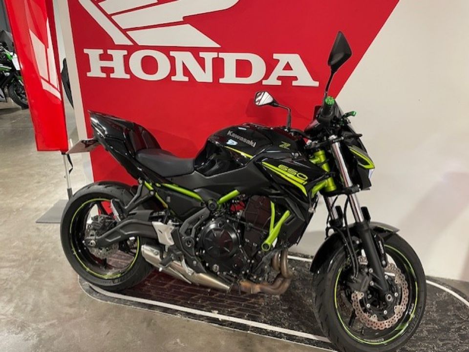 KAWASAKI Z 650 (47.5CV) 4