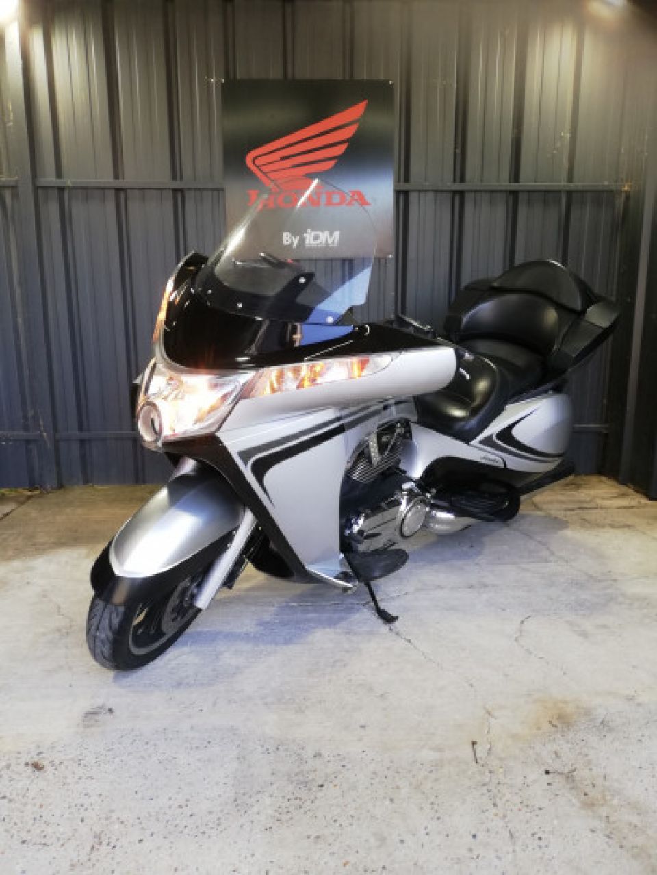 Victory Motorcycle VISION TOUR 4