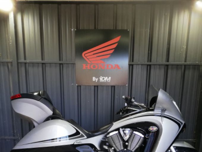 Victory Motorcycle VISION TOUR 4