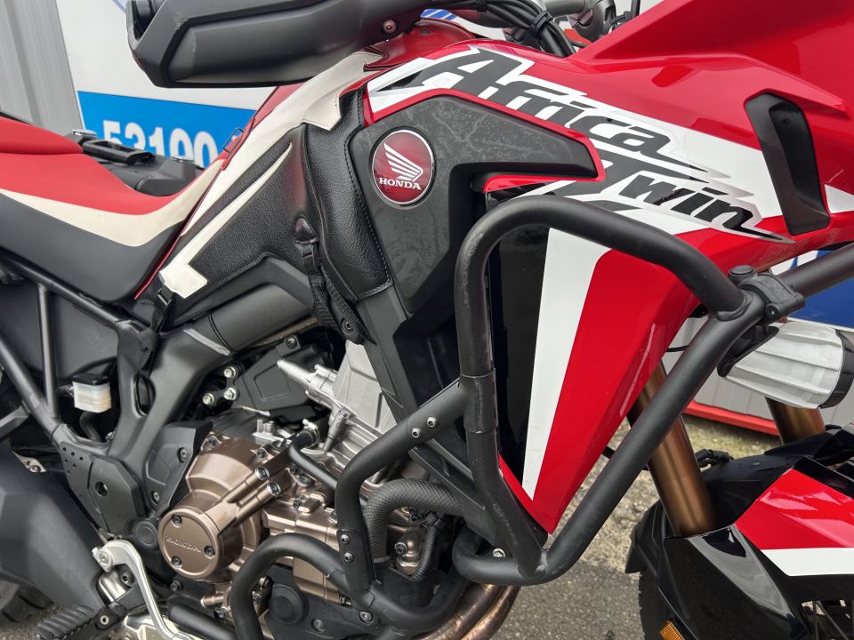 HONDA AFRICA TWIN CRF1000D DCT 4
