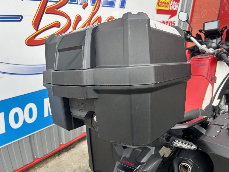 HONDA AFRICA TWIN CRF1000D DCT 4