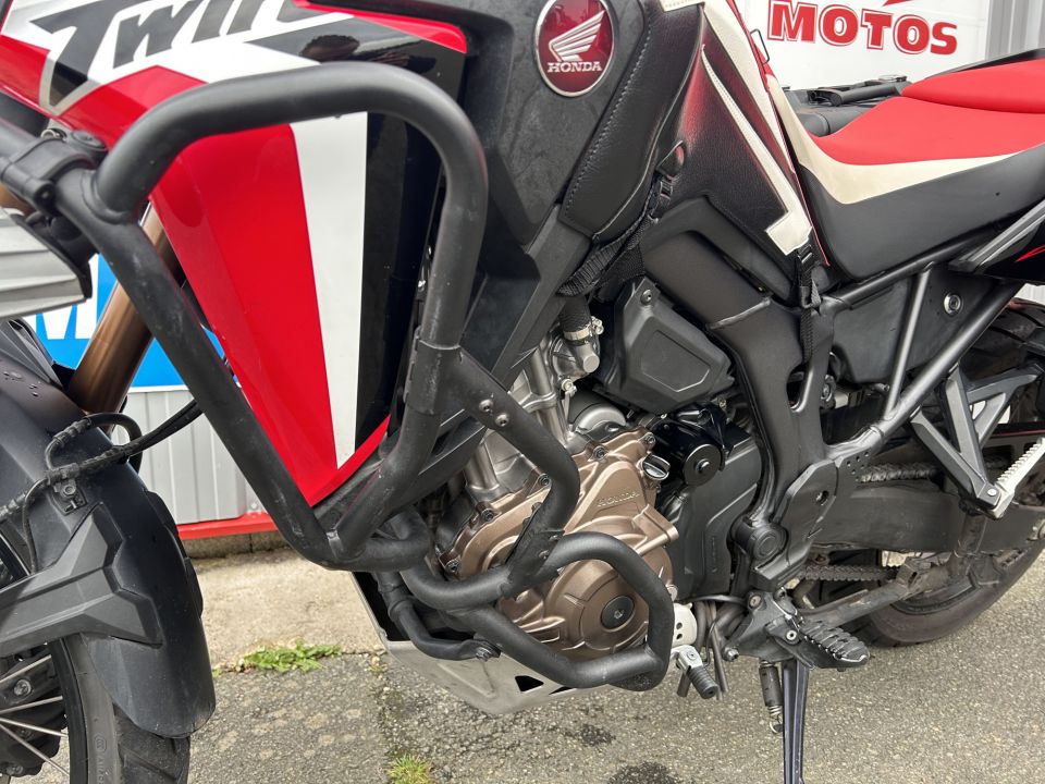 HONDA AFRICA TWIN CRF1000D DCT 4