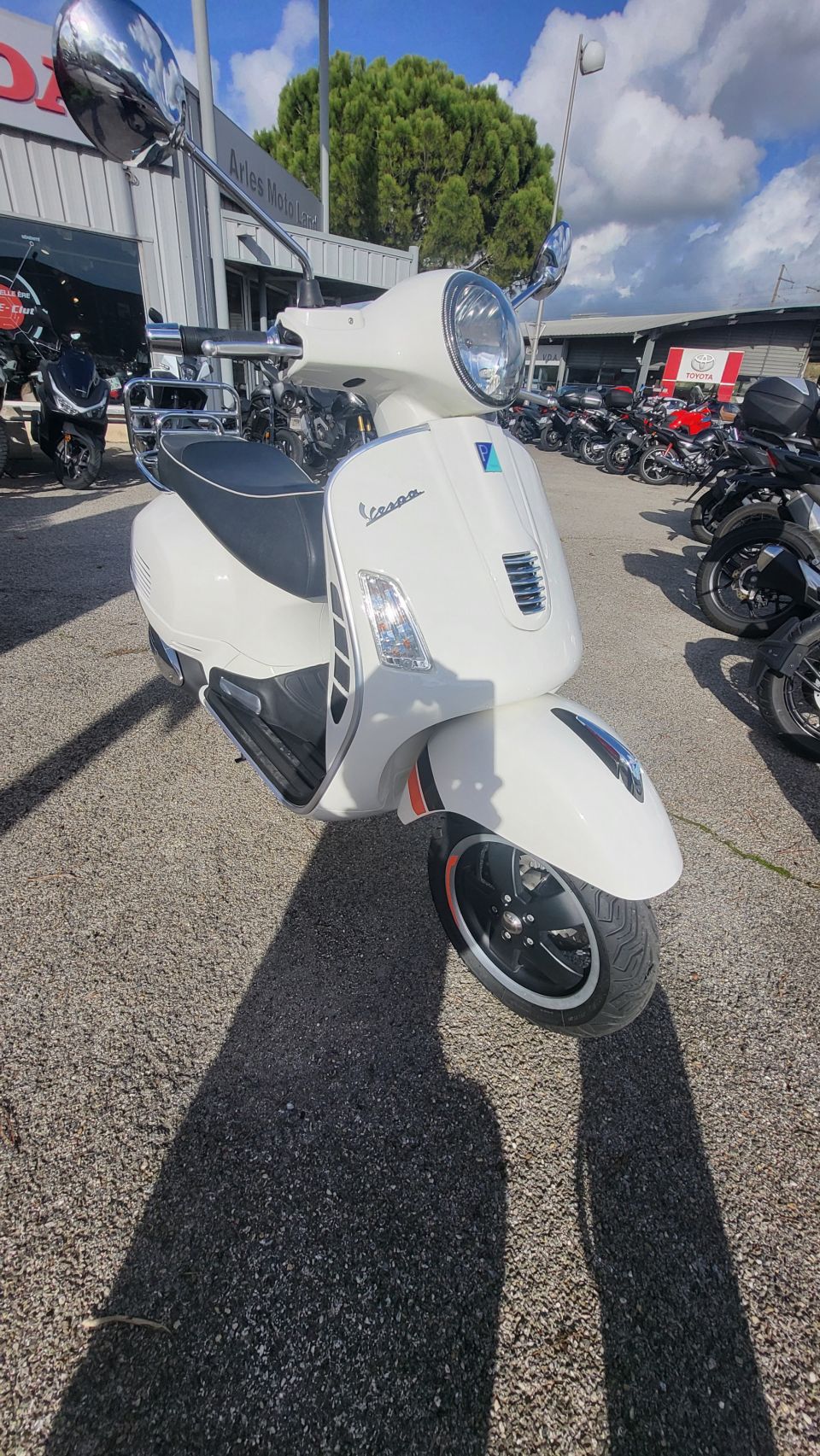 VESPA GTS 125IE SUPER 4