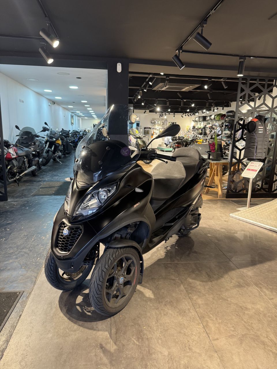 PIAGGIO MP3 350 ABS/ASR 4