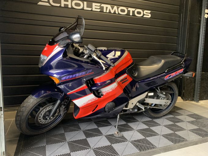 HONDA CBR 1000 F 4