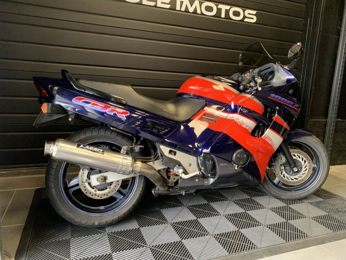 HONDA CBR 1000 F 4