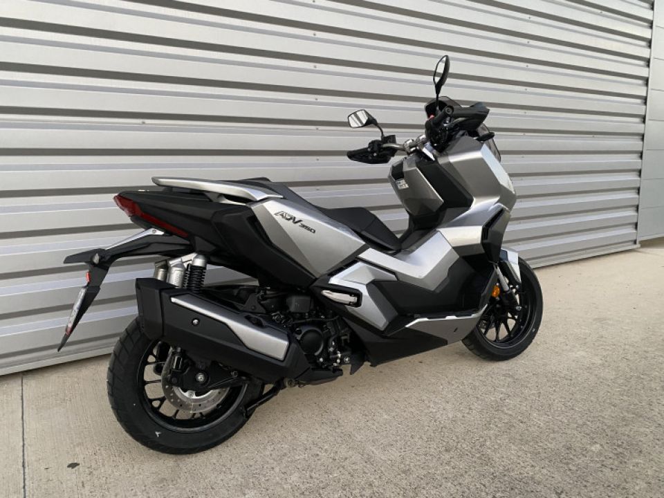 HONDA ADV 350 4