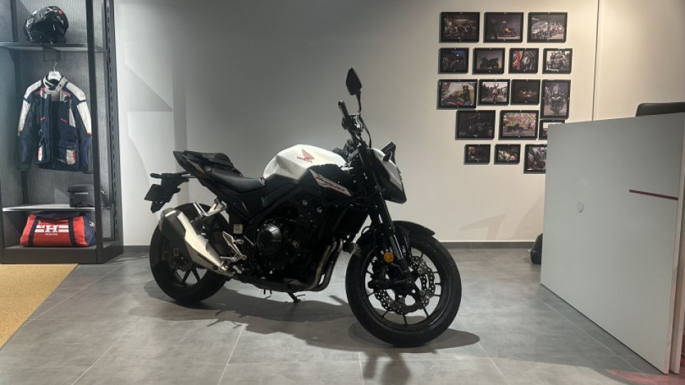 HONDA CB 500 Hornet 4